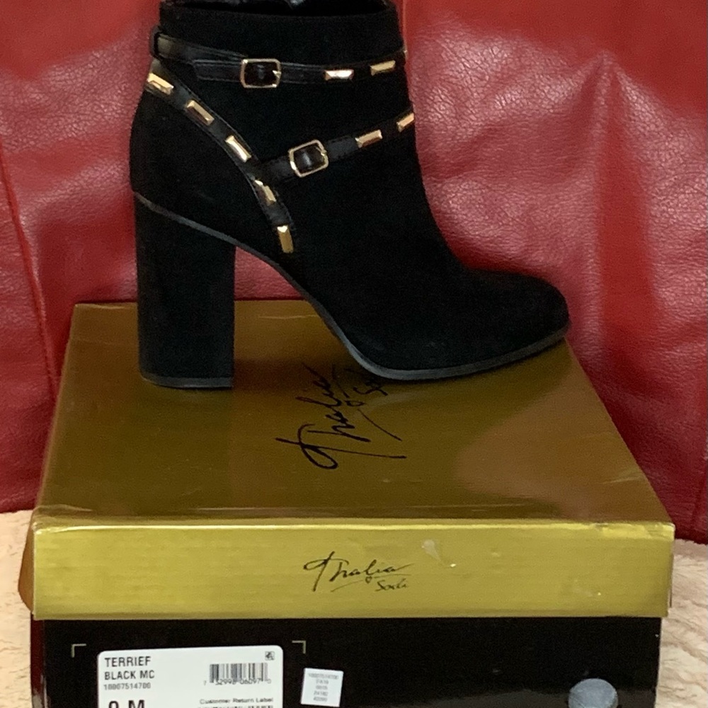 “THALIA” SUPER FASHION!!! SODI BLACK TERRIE SUEDE ANKLE BOOT. NEW! WITH BOX